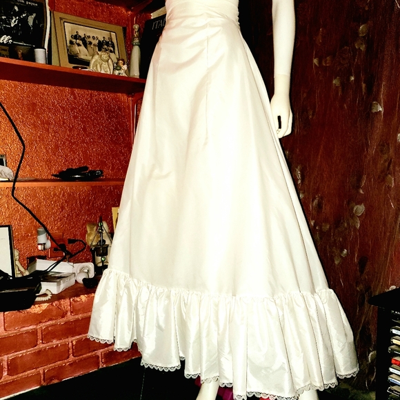 ๐คEUC A Very Nice Petticoat Worn Once Size 4 by Merry Modes ๐ค - Picture 4 of 17